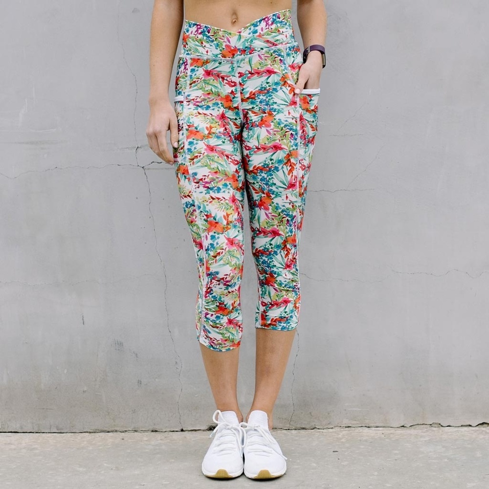 NWT Women's Padded Bike Capri Pockets Cropped Cycling Pants Floral XS